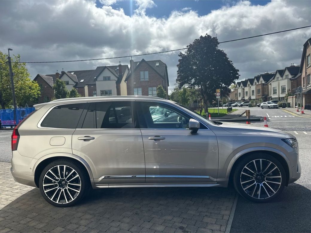 2025 Volvo XC90