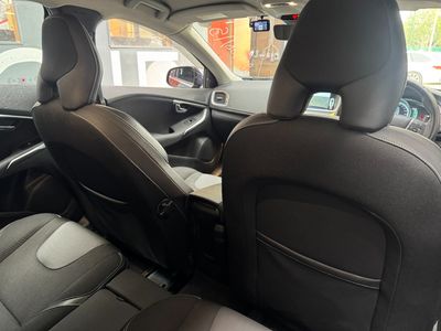 2015 Volvo V40