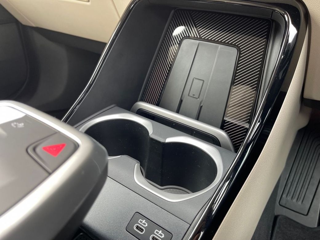 2025 BMW iX1