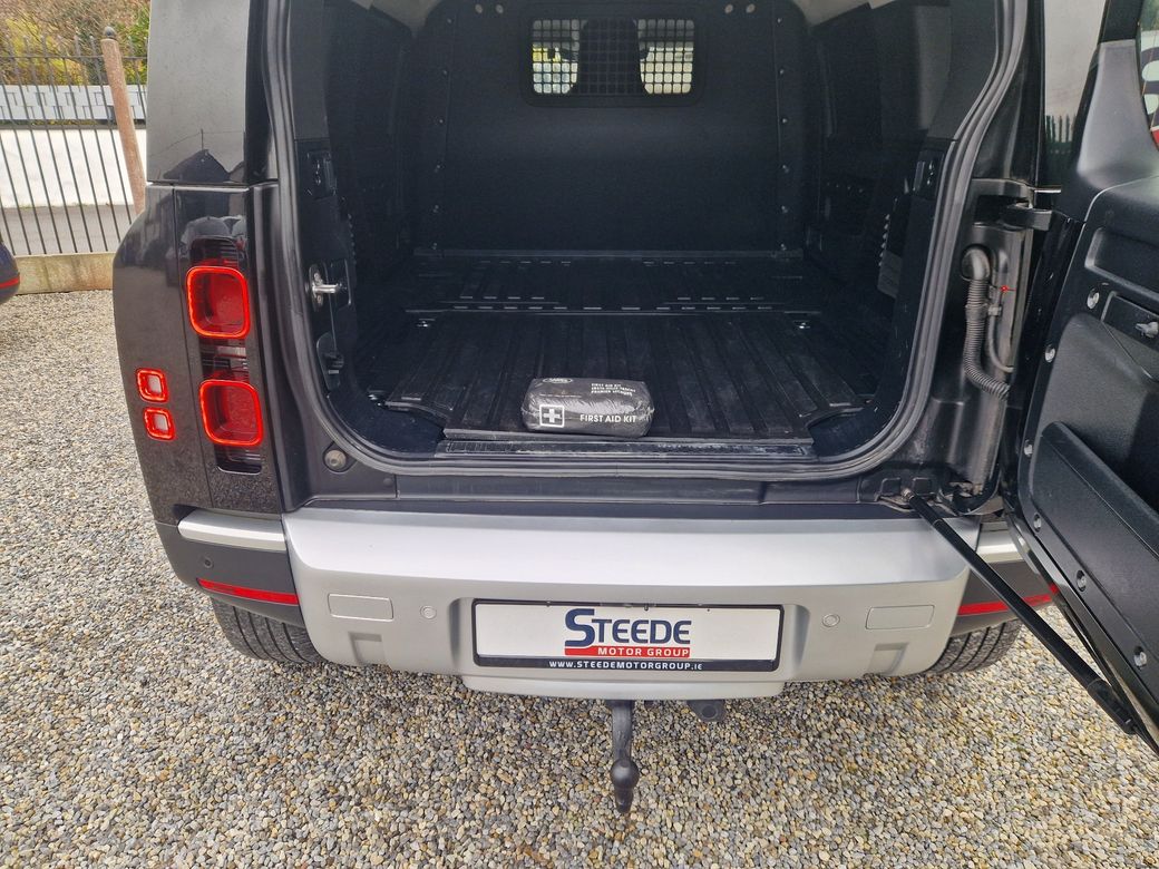 2023 Land Rover Defender