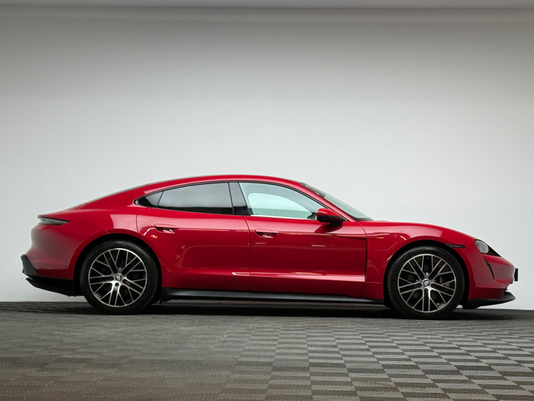 2022 Porsche Taycan