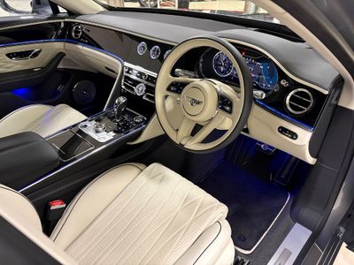 2025 Bentley Flying Spur