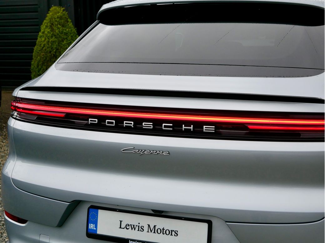 2024 Porsche Cayenne