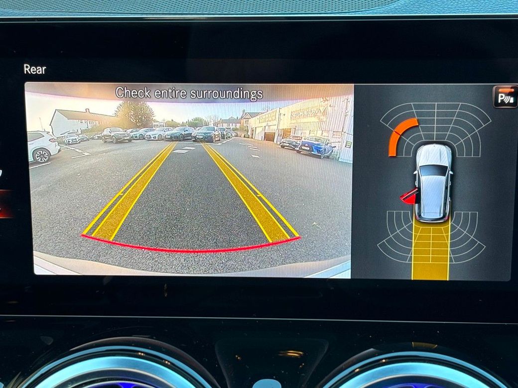 2023 Mercedes-Benz EQB