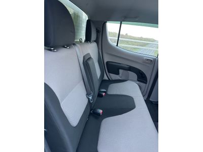 2013 Mitsubishi L200