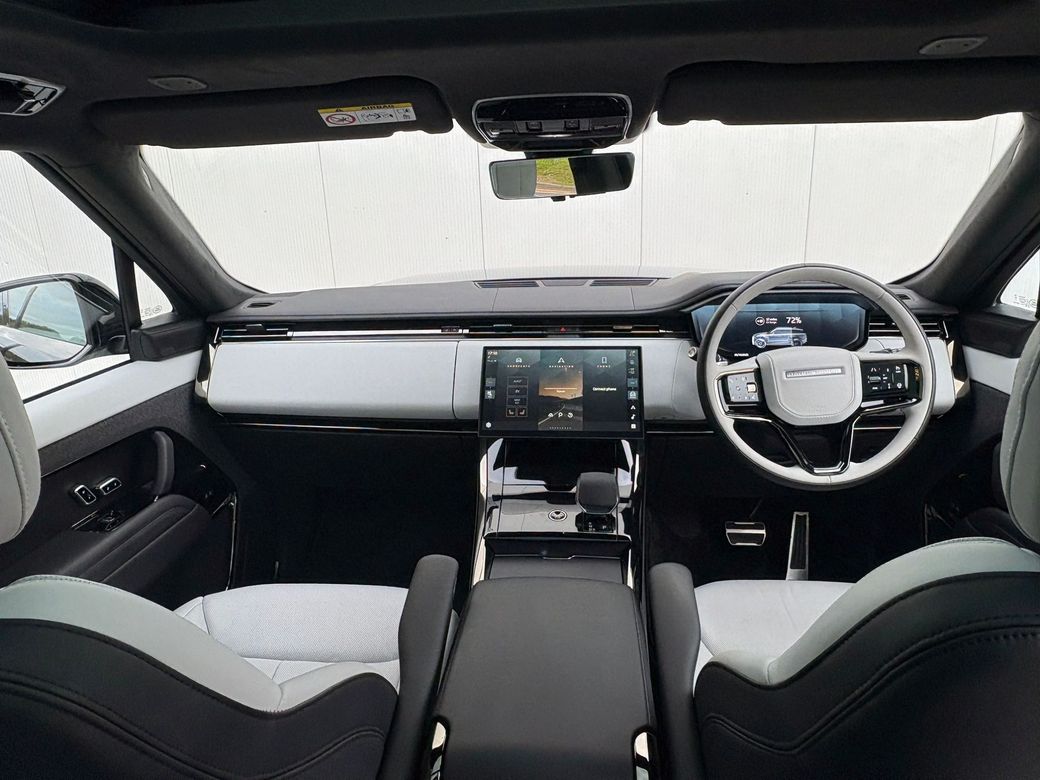2025 Land Rover Range Rover Sport
