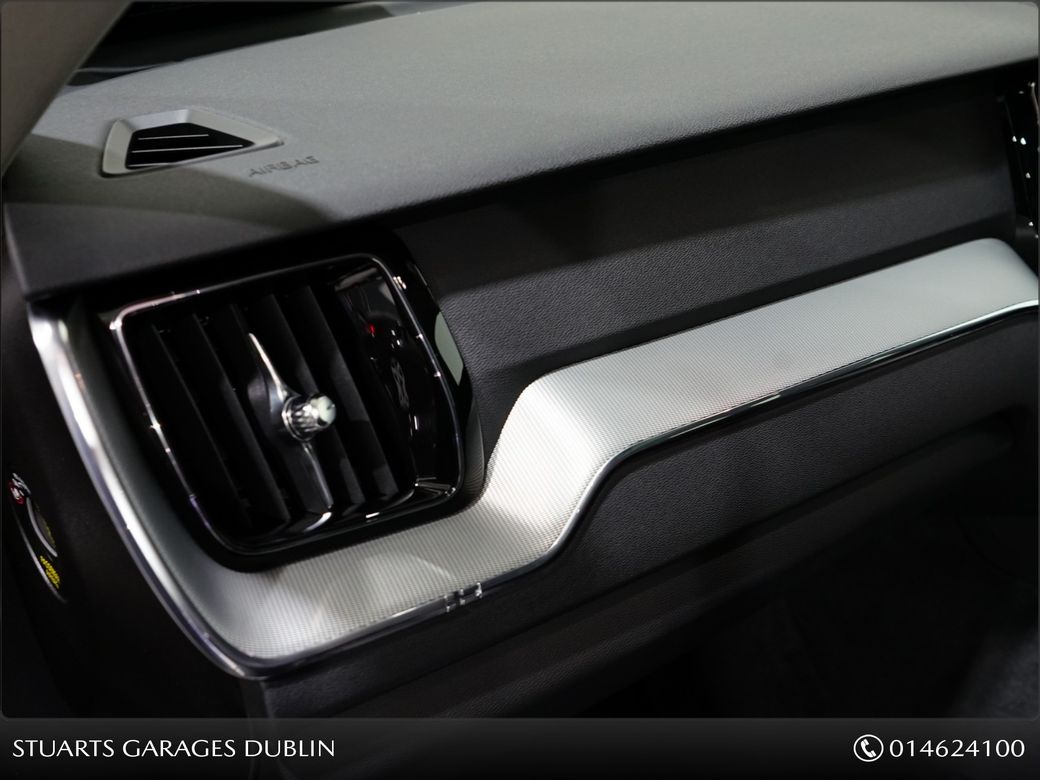 2025 Volvo XC60