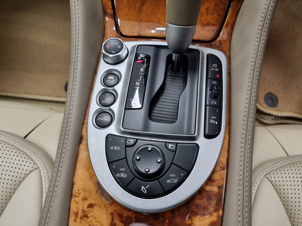 2010 Mercedes-Benz SL 63 AMG