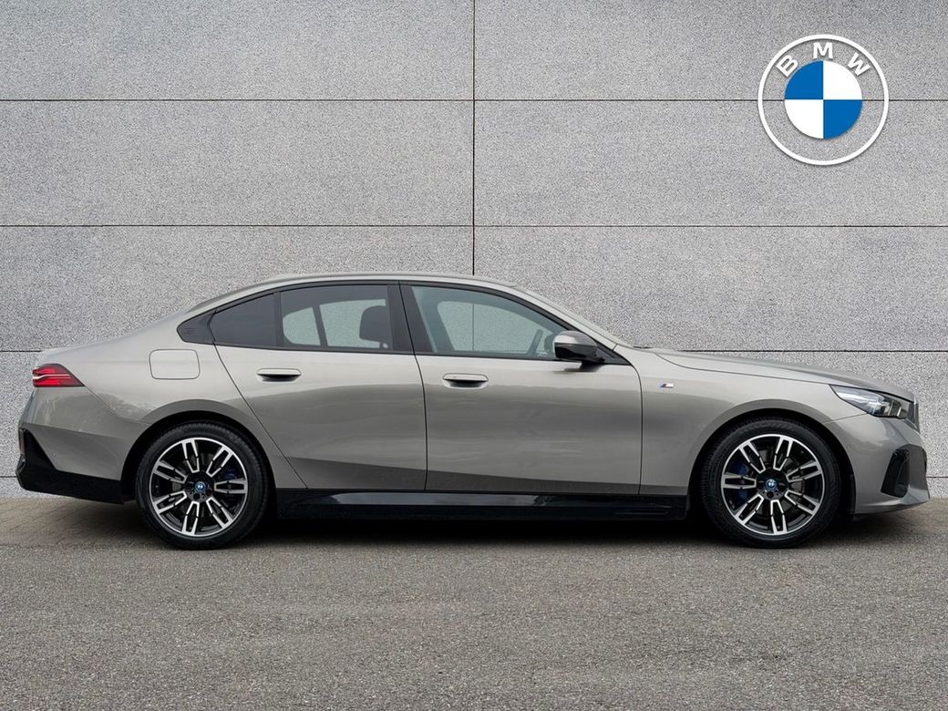 2024 BMW 5 Series