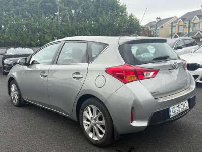 2013 Toyota Auris