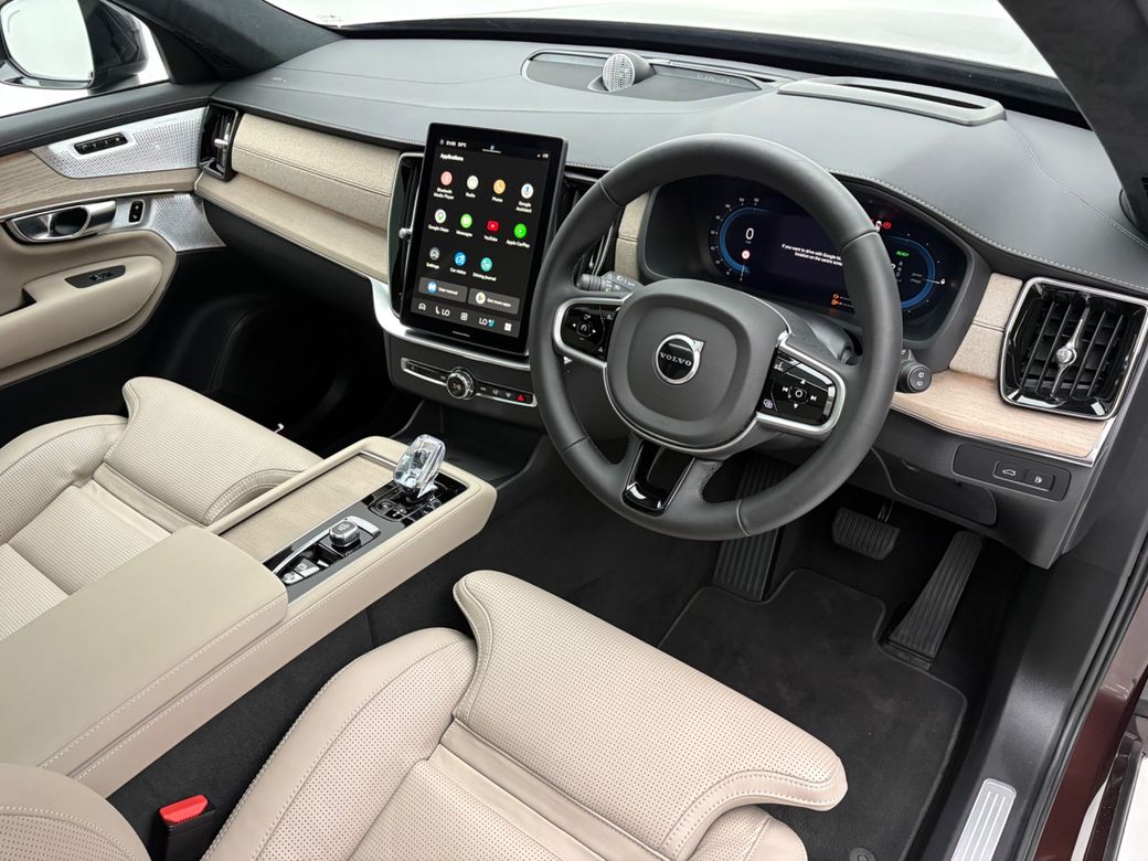 2025 Volvo XC90