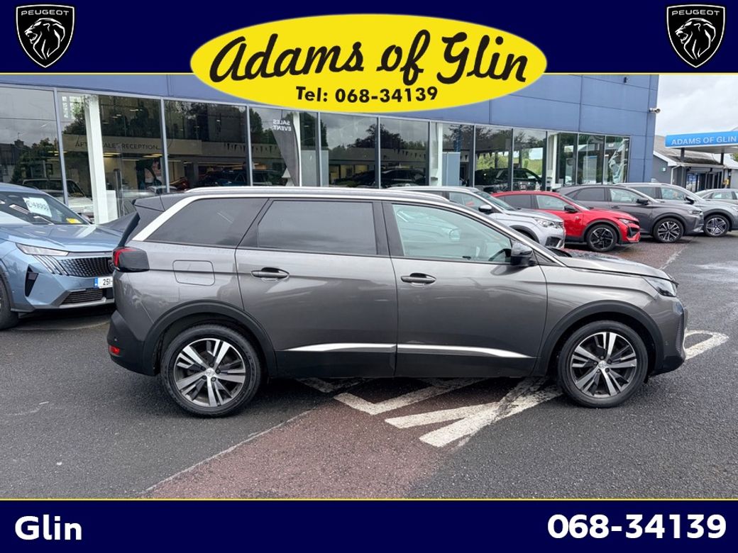 2023 Peugeot 5008