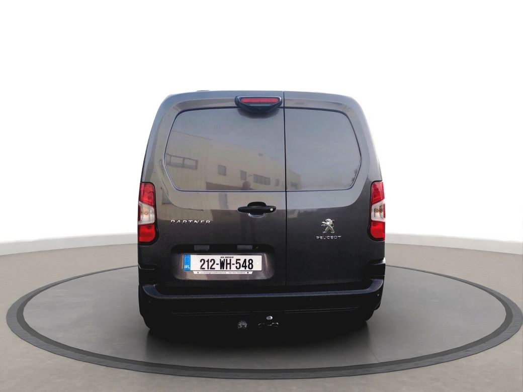 2021 Peugeot Partner