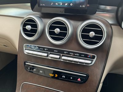 2021 Mercedes-Benz GLC Class