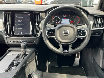 2018 Volvo V90