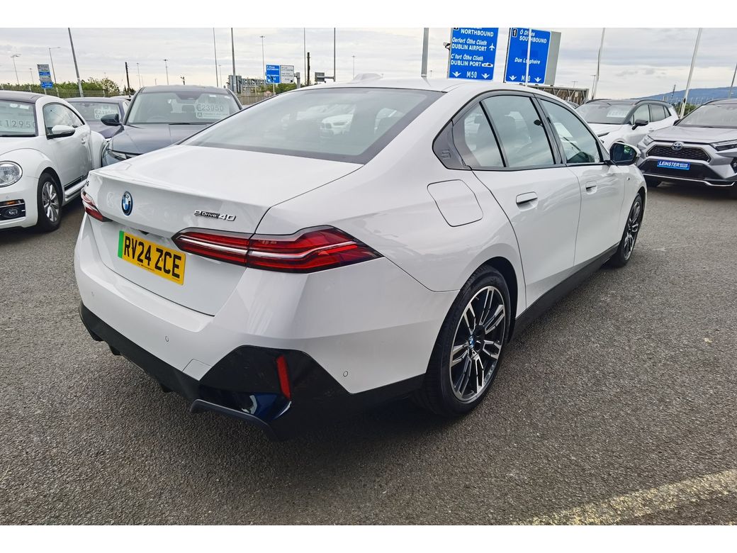 2024 BMW i5