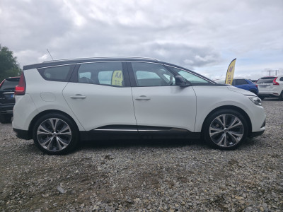 2017 Renault Scenic