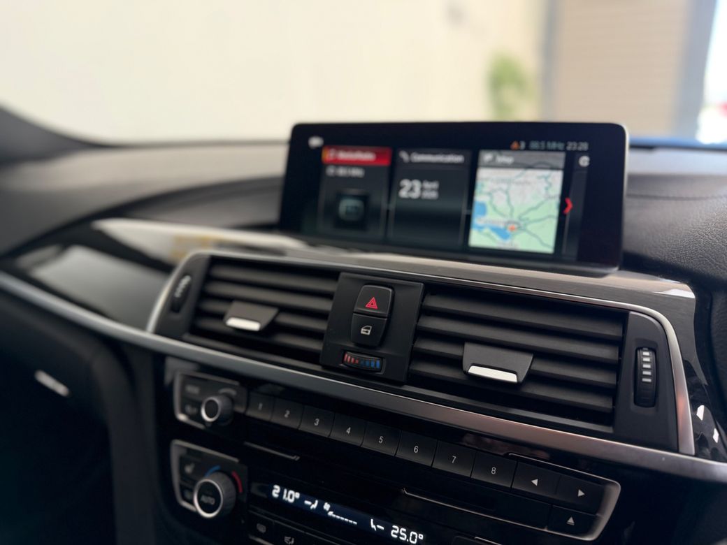 2019 BMW 330