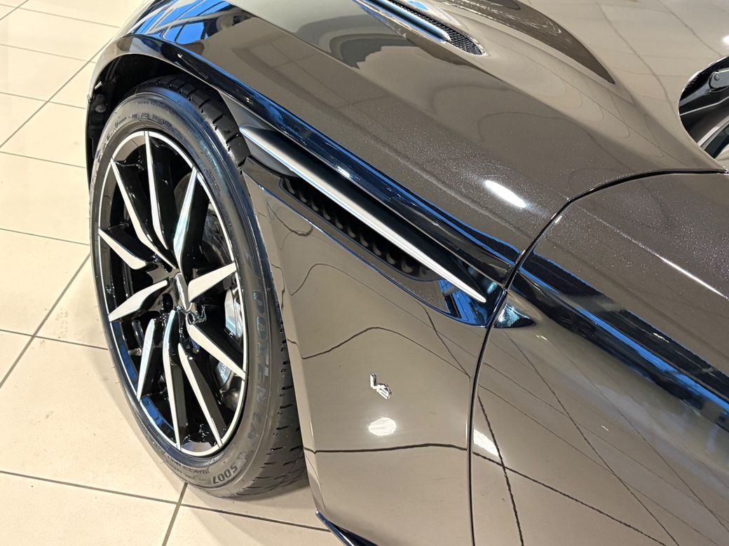 2017 Aston Martin DB11