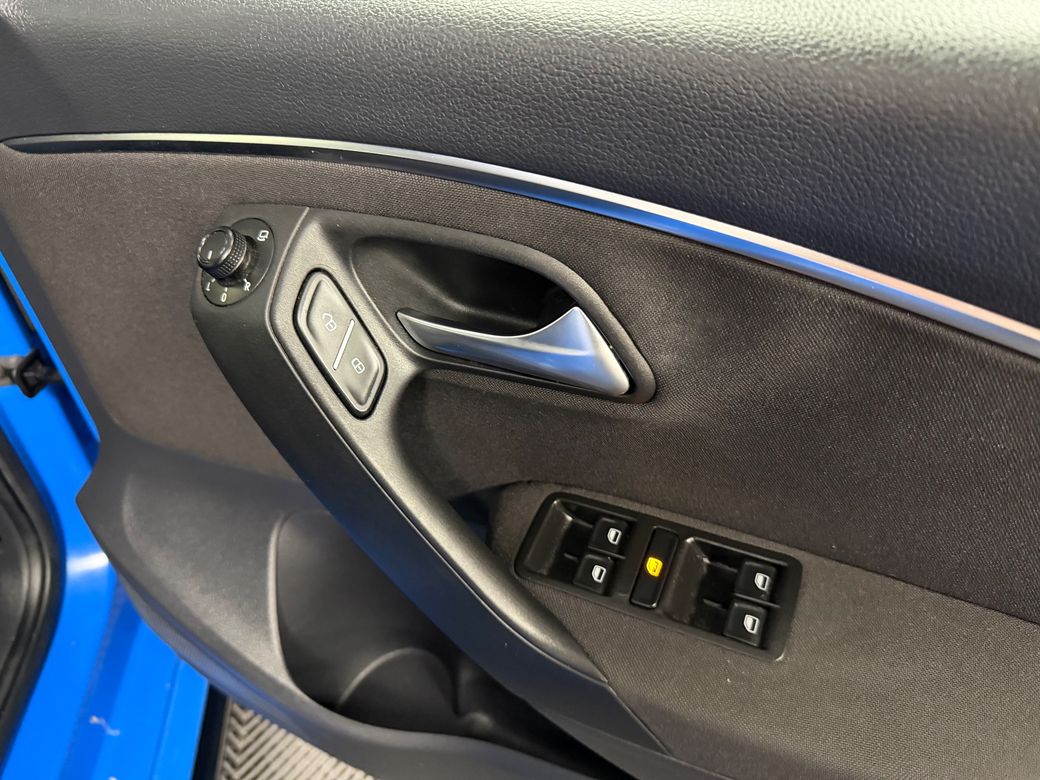 2015 Volkswagen Polo