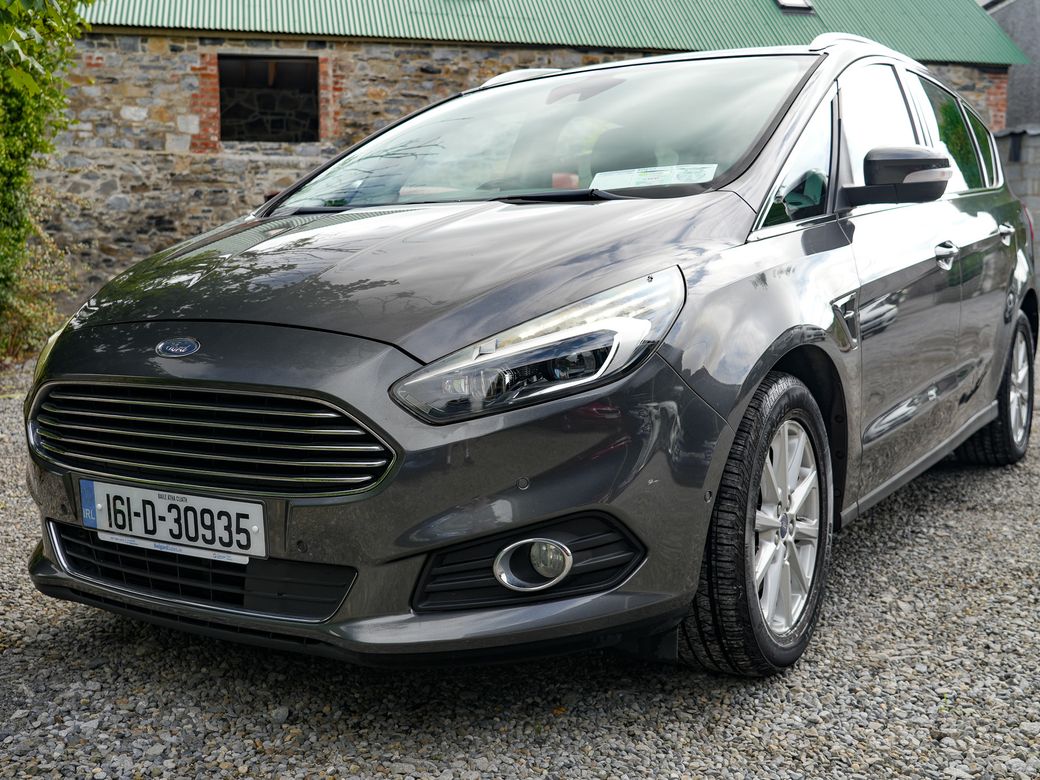 2016 Ford S-Max