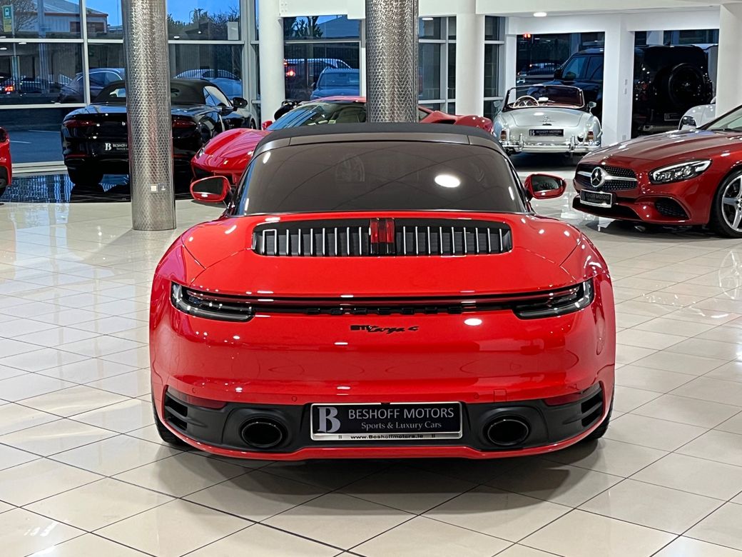 2023 Porsche 911