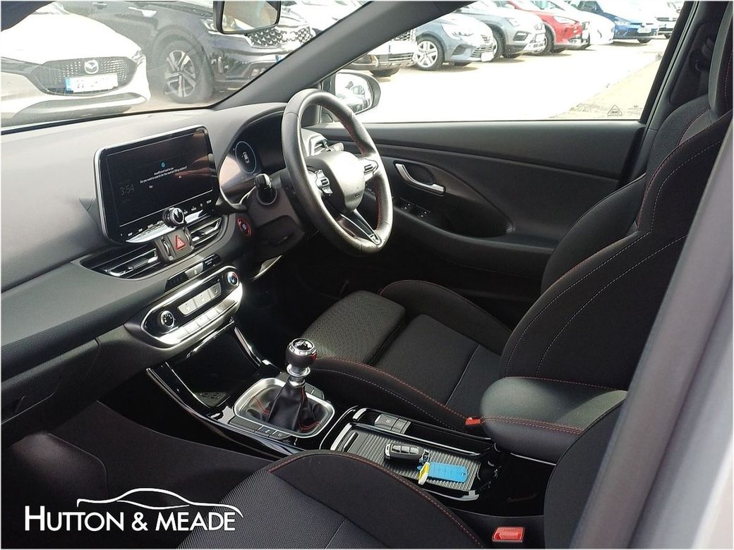 2025 Hyundai i30