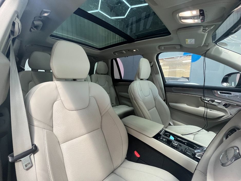 2025 Volvo XC90