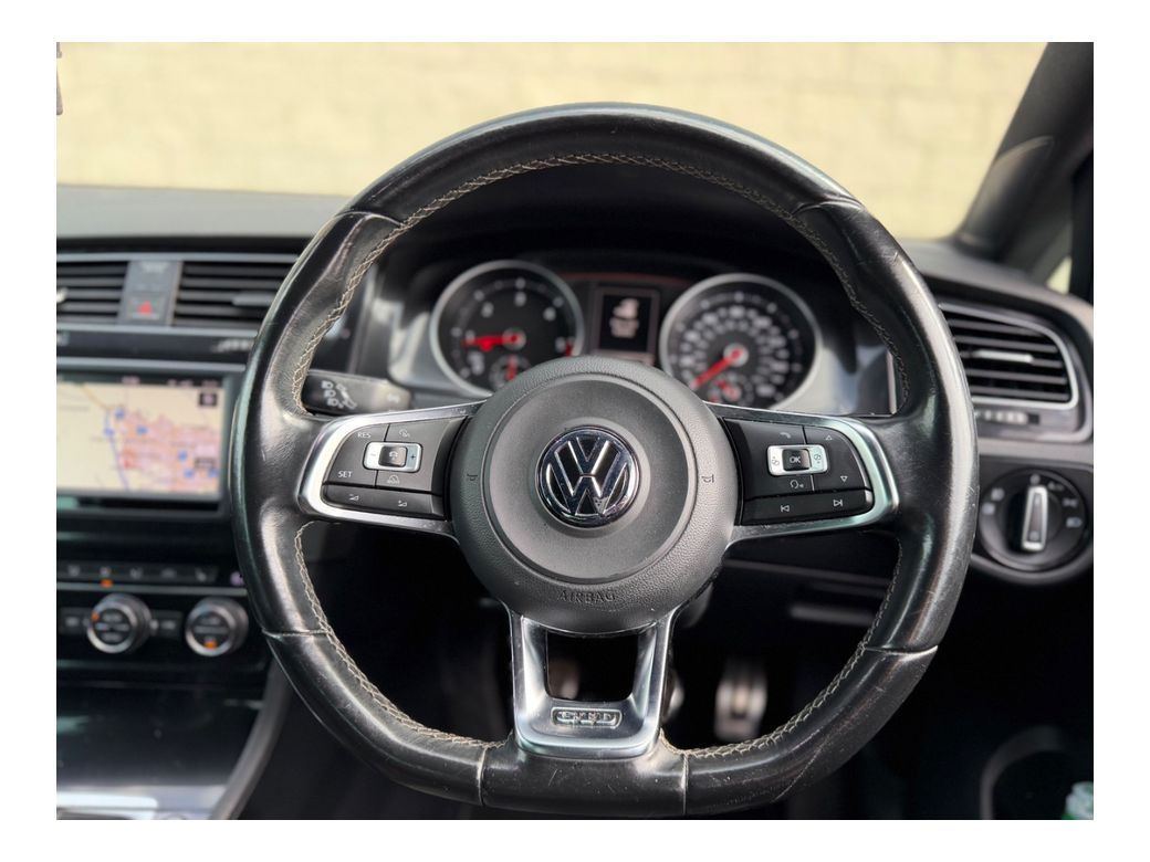 2016 Volkswagen Golf