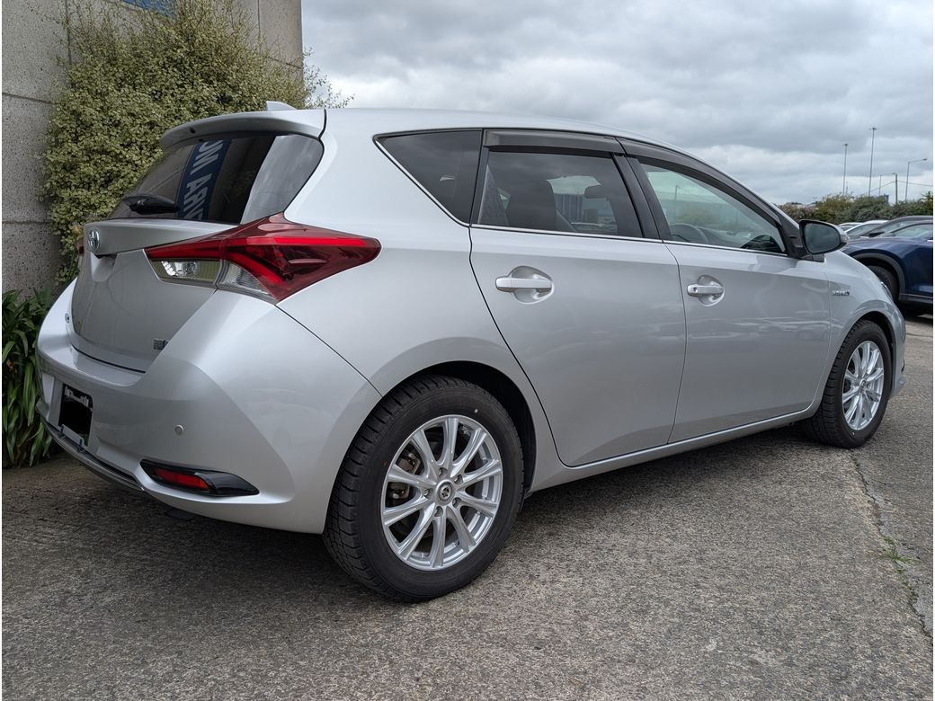 2016 Toyota Auris