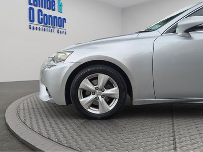 2013 Lexus IS 300h