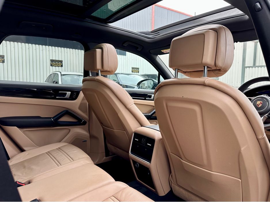 2020 Porsche Cayenne