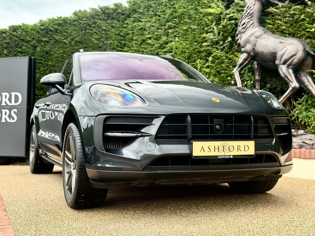 2021 Porsche Macan