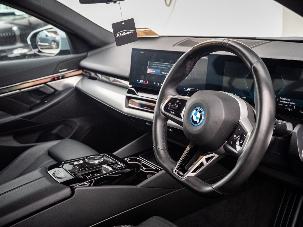 2024 BMW i5
