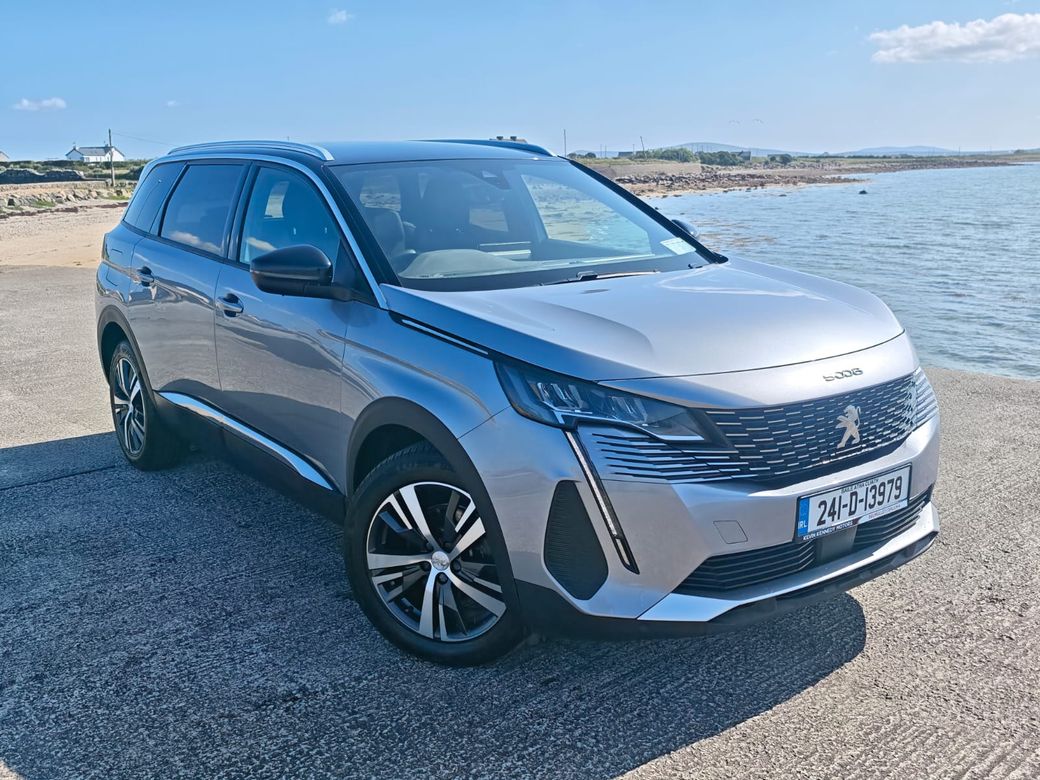 2024 Peugeot 5008