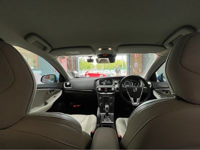 2015 Volvo V40