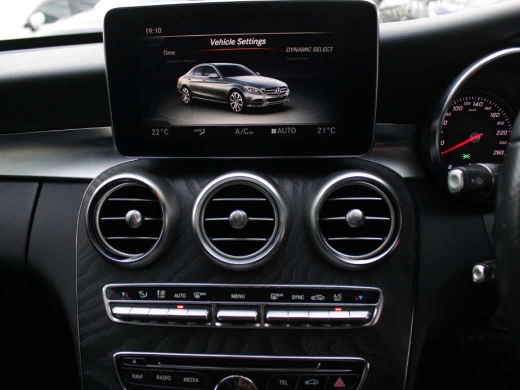 2018 Mercedes-Benz C 220