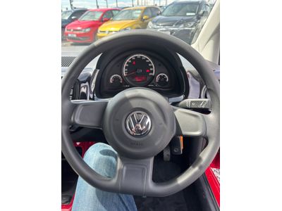 2015 Volkswagen up!