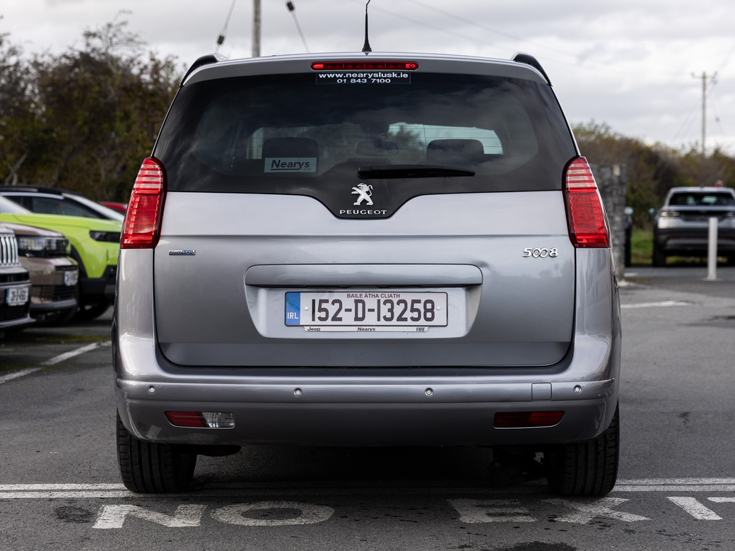 2015 Peugeot 5008