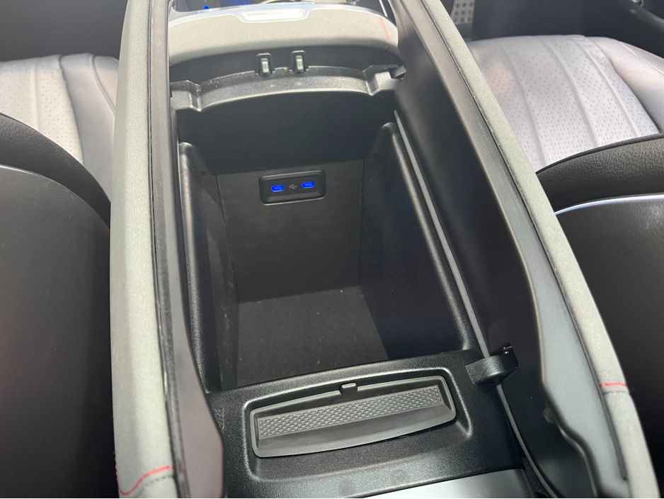 2023 Mercedes-Benz EQS