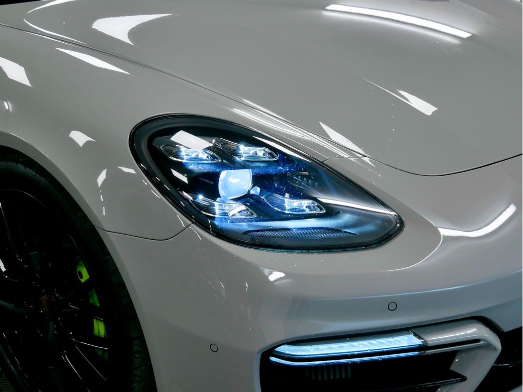 2021 Porsche Panamera