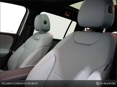 2025 Mercedes-Benz EQB