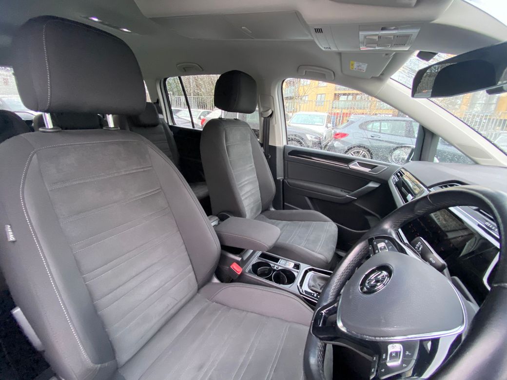 2020 Volkswagen Touran