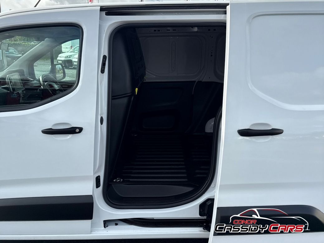 2023 Peugeot Partner