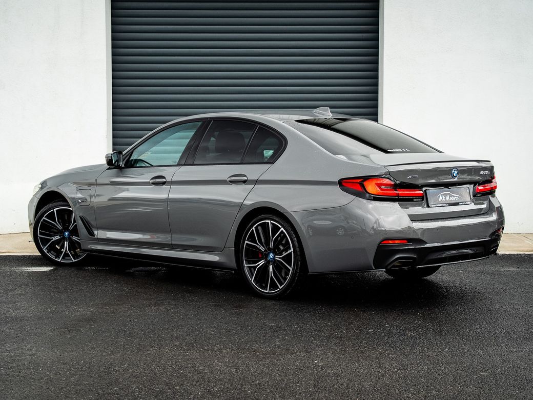 2022 BMW 5 Series