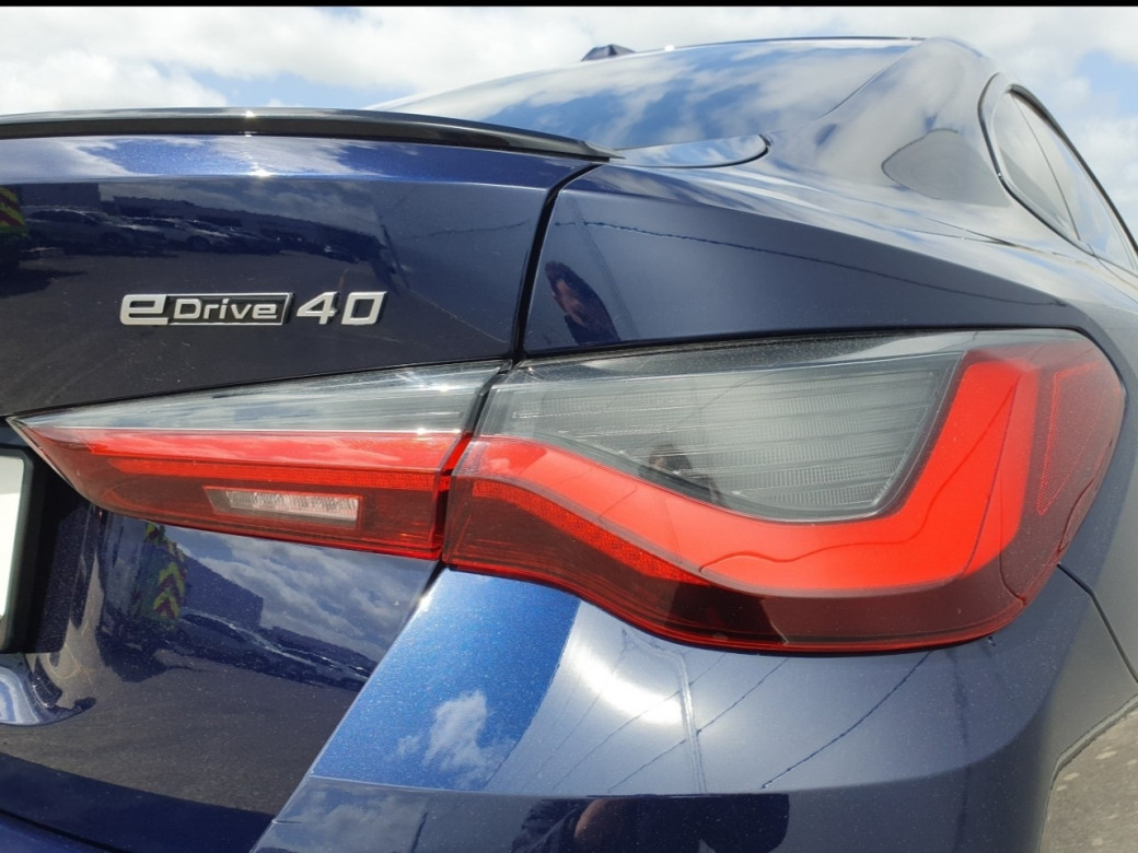 2023 BMW i4