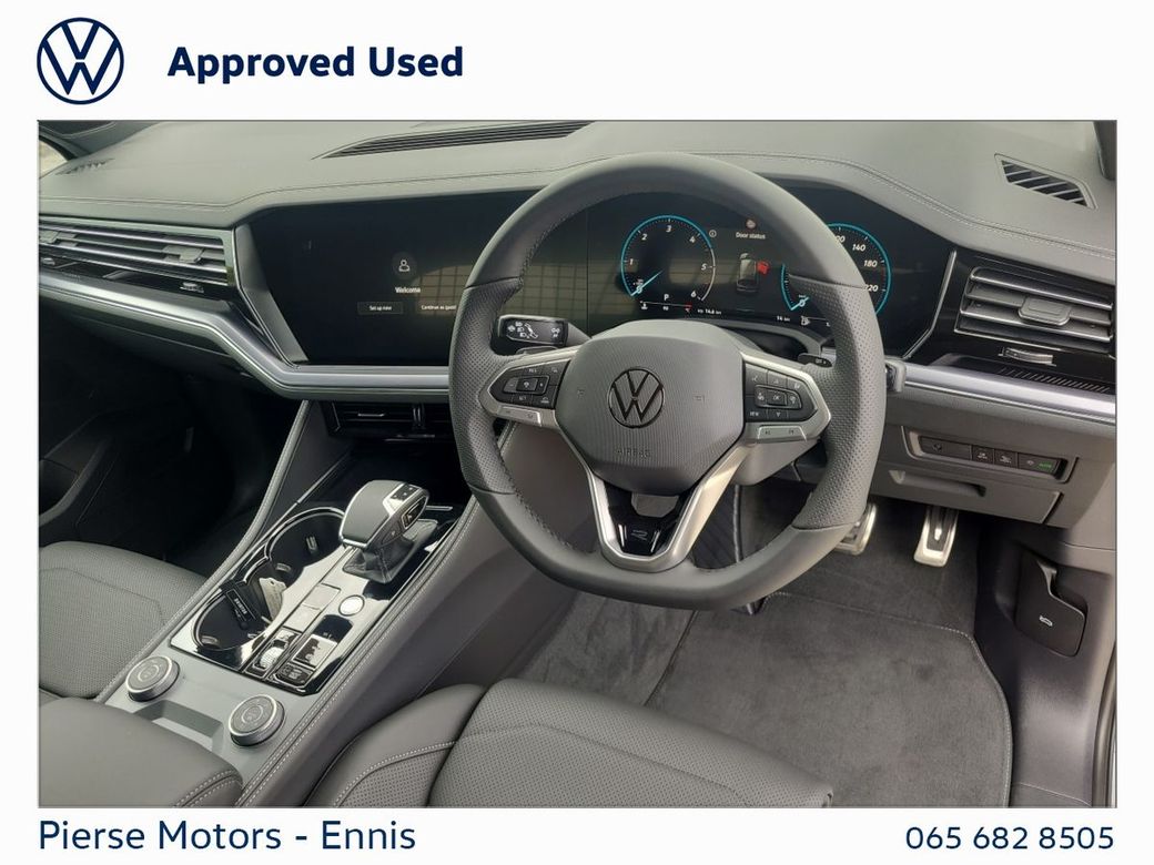 2025 Volkswagen Touareg