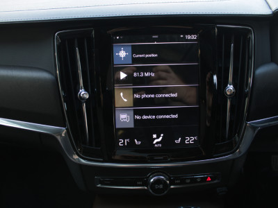 2019 Volvo V90 Cross Country