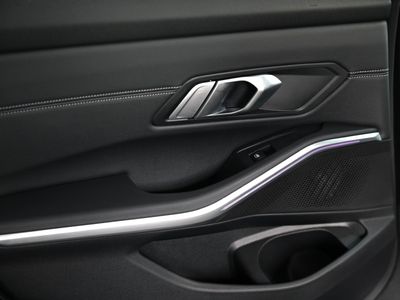 2022 BMW 330