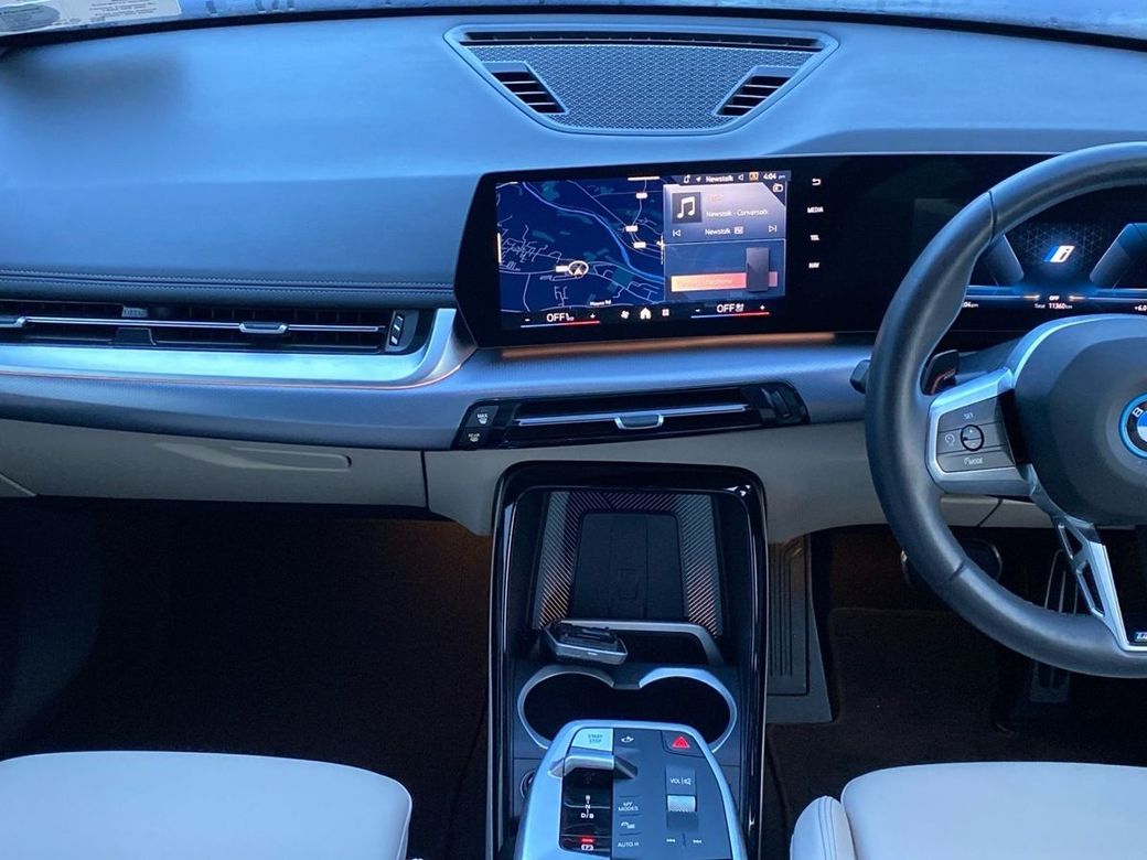 2025 BMW iX1